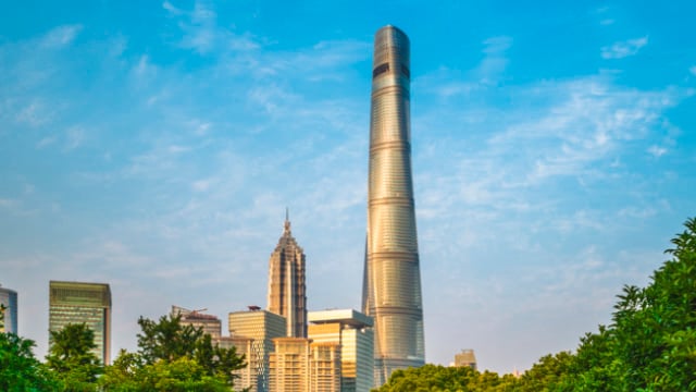 Shanghai Tower 640 AdobeStock 271608809